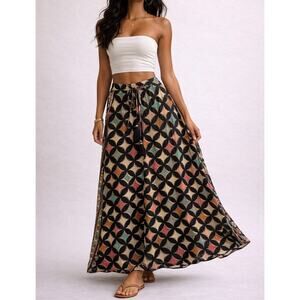 Elegant, flowy, and effortlessly chic Maxi skirt